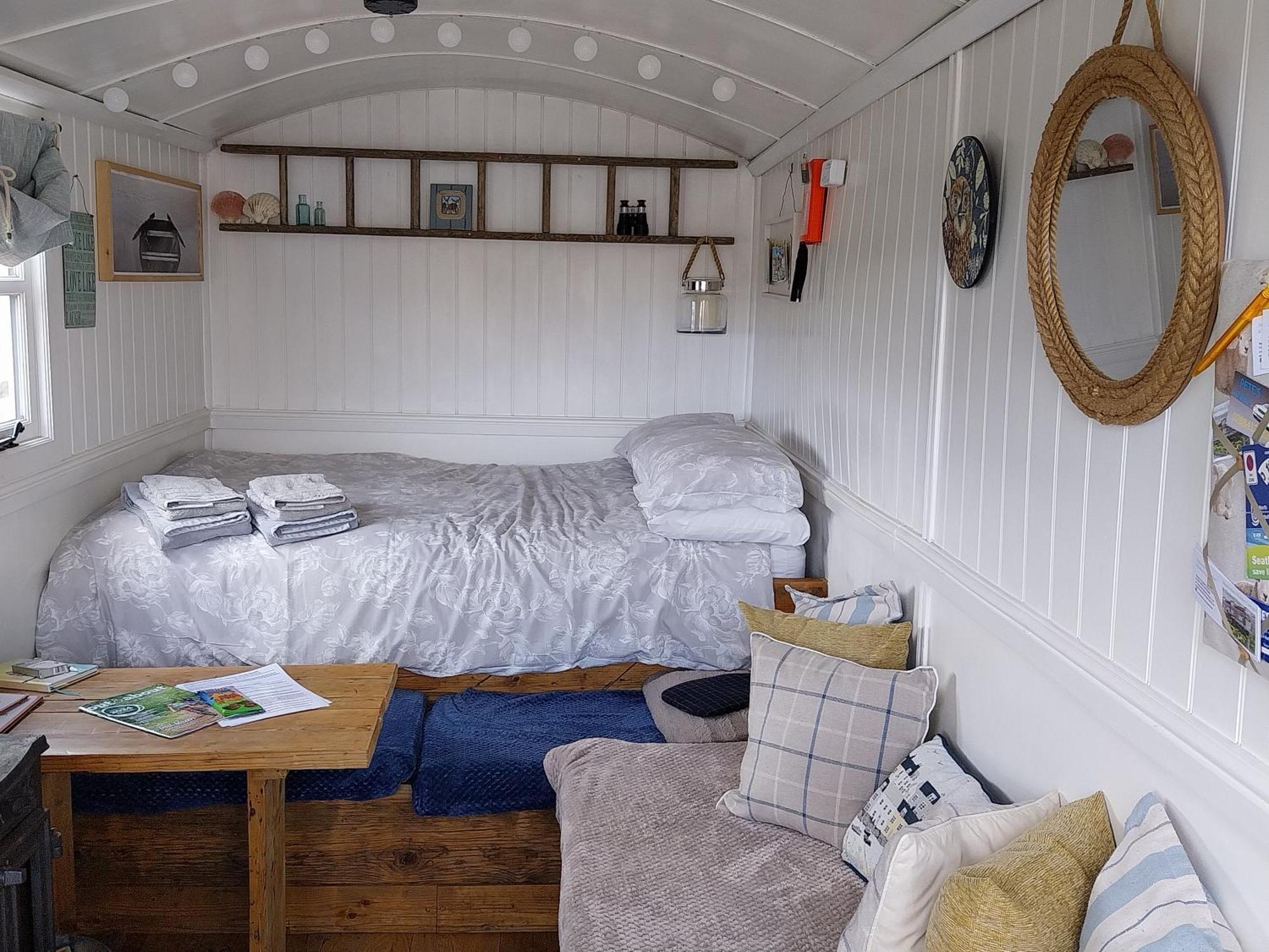 Meadowbeck - Shepherd Huts Fylingdales Exterior foto